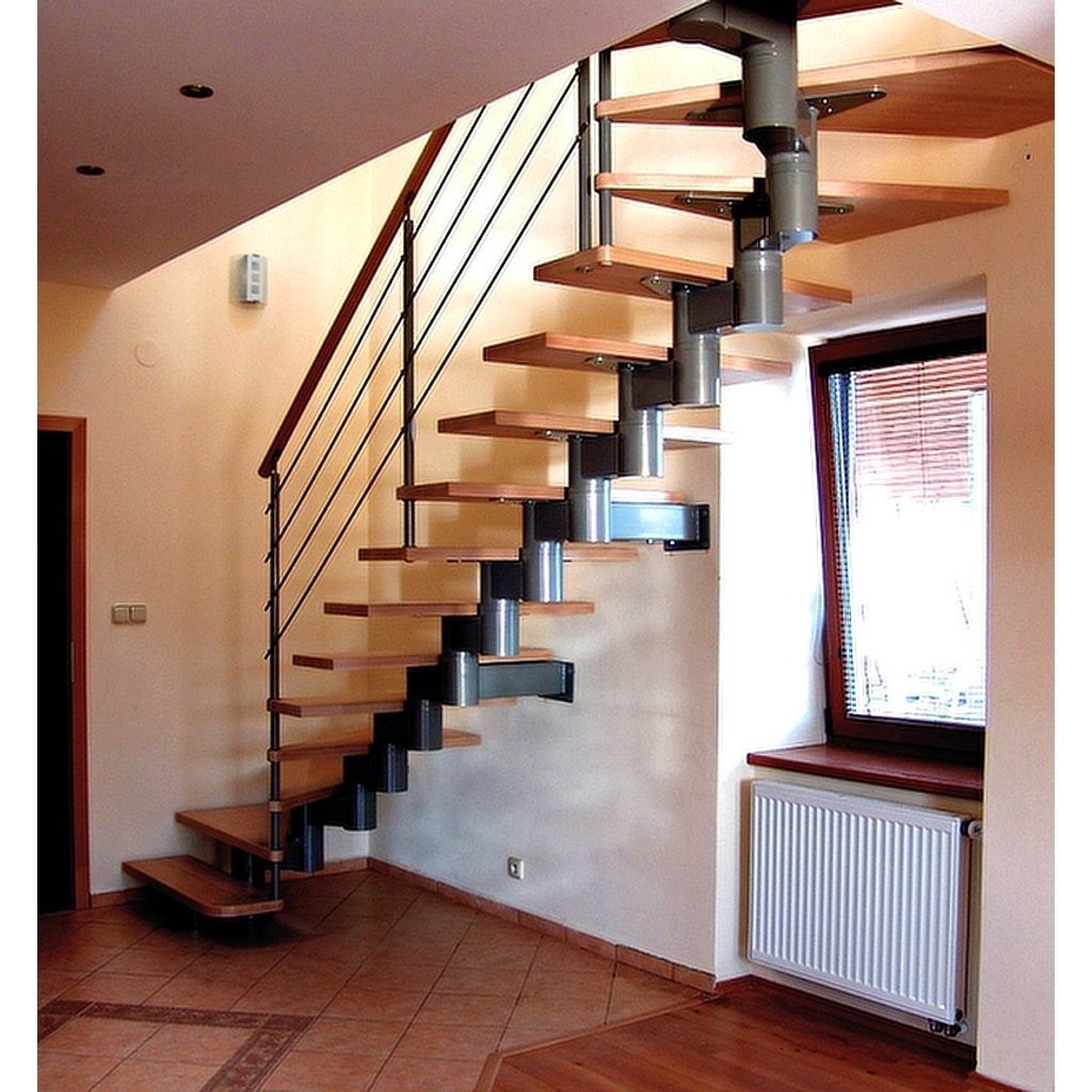 Montované schody Fatra s lomením do tvaru L pro každodenní využití